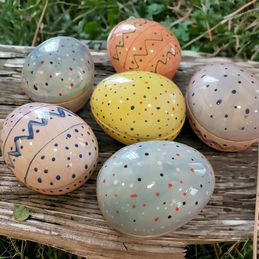 Small Easter Egg (carton of 12)