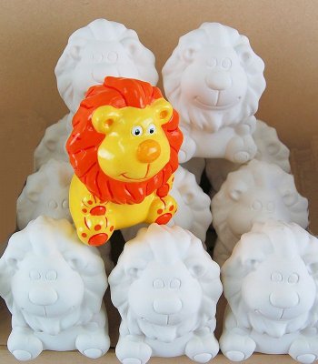 Party Time Lion (carton of 12)