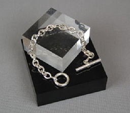 [CLKPS-0137] Toggle Clasp Charm Bracelet Halm
